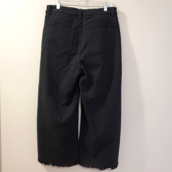 DL1961 - Hepburn High Rise Wide Leg Jeans in Ashwell - Size 16W (NWT) - Picture 7 of 9